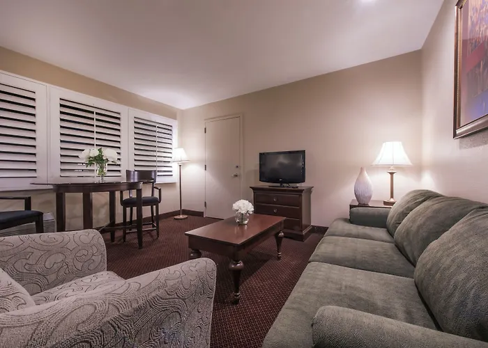Grand Vista Hotel